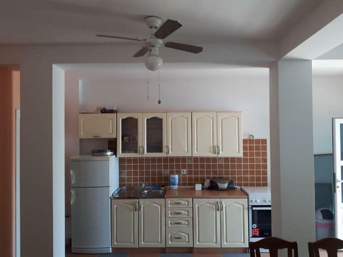 Apartments Horvat On Island Pag Vlašići Extérieur photo