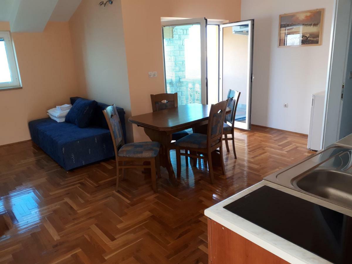 Apartments Horvat On Island Pag Vlašići Extérieur photo